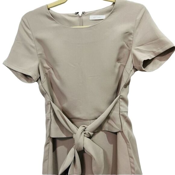 all:Row Tan Short Sleeve Belted Romper Size small - Picture 4 of 10